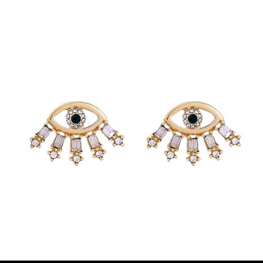 Crystal eye stud earrings